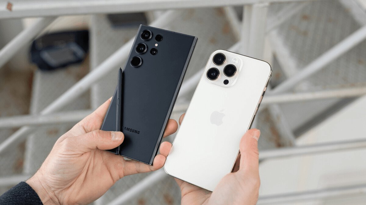 Samsung Galaxy S23 Ultra va iPhone 14 ProMax-ning robotlashtirilgan manipulyatoridan foydalangan holda sinovdan o'tkazildi